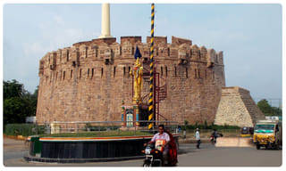 కుప్పకూలిన క్రూడాయిల్‌ ధరలు..