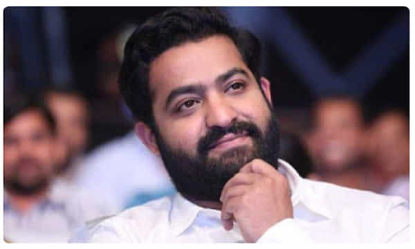ఎన్టీఆర్తో రూమర్ల వల్లే ఆ హీరోయిన్ టాలీవుడ్కు దూరమైందా..!