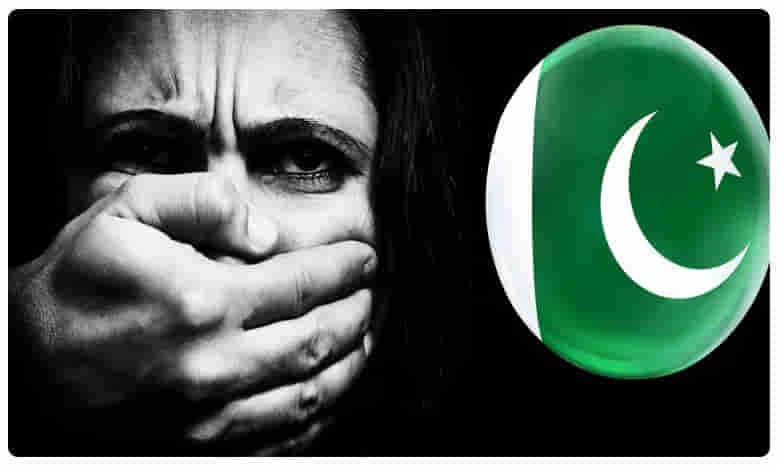 పాక్లో దారుణం.. 14 ఏళ్ల హిందూ అమ్మాయి కిడ్నాప్.. ఆపై మత మార్పిడి చేసి..