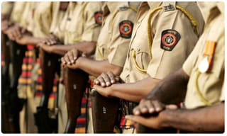 స్వస్థలాలకు చేరుకుంటున్న ఆంధ్రా జాలర్లు