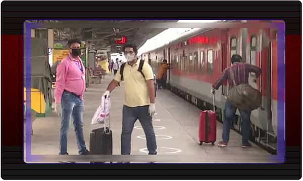 విషాదం.. శ్రామిక్ ట్రైన్లో ఇద్దరు వలస కార్మికుల మృతి..