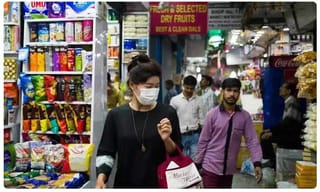 కరోనాపై మరో భయంకర వాస్తవం..గంటకు 4కి. మీ వేగంతో వైరస్ వ్యాప్తి..