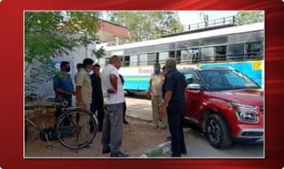 దేశంలోనే మొట్టమొదటి పార్సిల్ రైల్లో విదేశాలకు గుంటూరు మిర్చి..