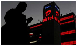 రోడ్డు ప్రమాదంలో యువ హీరో మృతి