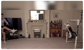 భారత ఫుట్‌బాల్ టీమ్ సార‌థిపై నెటిజన్​ జాతి వివక్ష వ్యాఖ్యలు..