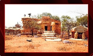 యూపీలో దారుణం.. ఇంటి అద్దె చెల్లించలేదని..