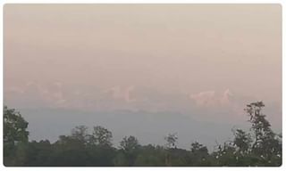 మద్యం కోసం మహిళలు సైతం క్యూలో…