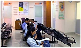 ఏపీలో ఏ మాత్రం తగ్గని కరోనా విజృంభణ.. తాజా కేసులు ఎన్నంటే..!