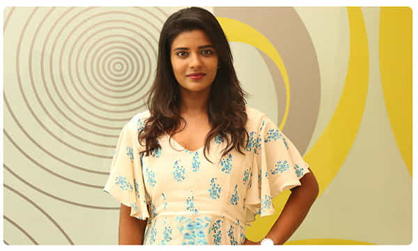 ఇంట్లో వరుస మరణాలు.. మనసును కదిలించే ఐశ్వర్య రియల్ స్టోరీ..!