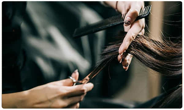 కొంపముంచిన సెలూన్.. ఏకంగా 91 మందికి కరోనా..