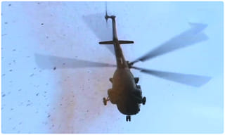 అద్భుత దృశ్యం.. దేశవ్యాప్తంగా కరోనా వారియర్స్‌పై పూలవర్షం..