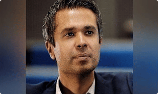 వలస కార్మికులు, యాత్రికులు సంప్రదించాల్సింది వీరినే