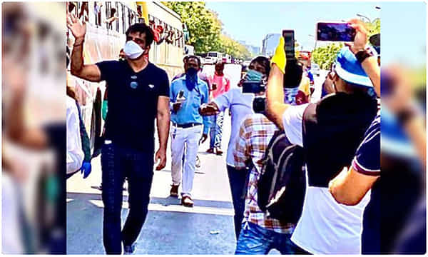 సోనూసూద్ ఉదారత.. వలస కార్మికుల కోసం ప్రత్యేకంగా 10 బస్సులు