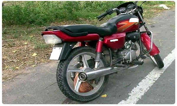 మహిళ ప్రాణం తీసిన చున్నీ