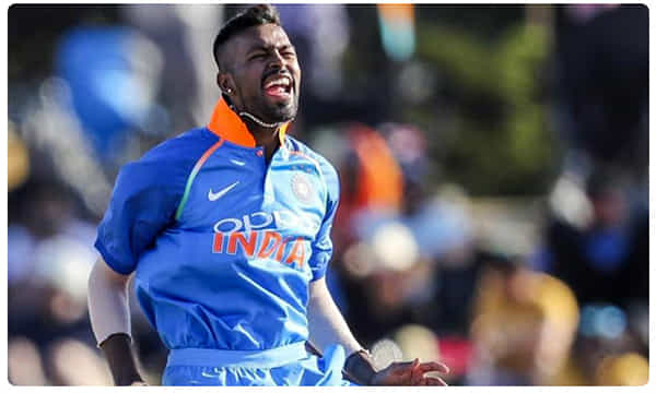 పెళ్లి కాకుండానే తండ్రి కాబోతున్న టీమిండియా ఆల్ రౌండర్..