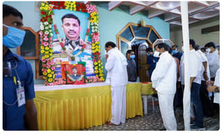 ఇసుక క్వారీ నిర్వహణపై ప్రతివాదులకు హైకోర్టు నోటీసులు