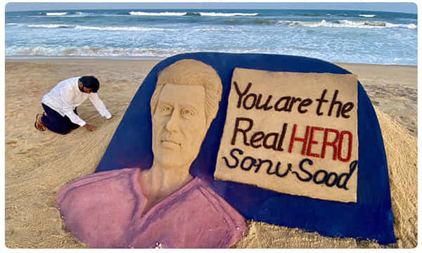 ఎంత మంచి మనసయ్యా నీది.. సోనూ సూద్.. నువ్వే మా రియల్ హీరో..