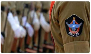 జనం రోడ్లపైకి..వైరస్ ఇళ్లల్లోకి..!