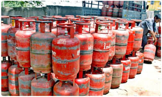 త్రైమాసికంలో మొత్తం రూ.9567 కోట్ల లాభం : రిలయన్స్ ఇండస్ట్రీస్