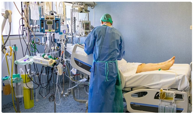 కరోనా నుంచి కోలుకున్న వృద్ధుడు.. కానీ రూ.8 కోట్ల బిల్లు చూసి షాక్..