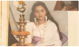 కరోనా టెర్రర్.. కోవిడ్‌తో ఇద్దరు పోలీసులు మృతి..