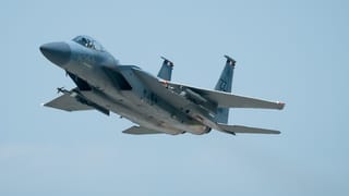 థాయిలాండ్ లో కర్ఫ్యూను ఎత్తివేత..!