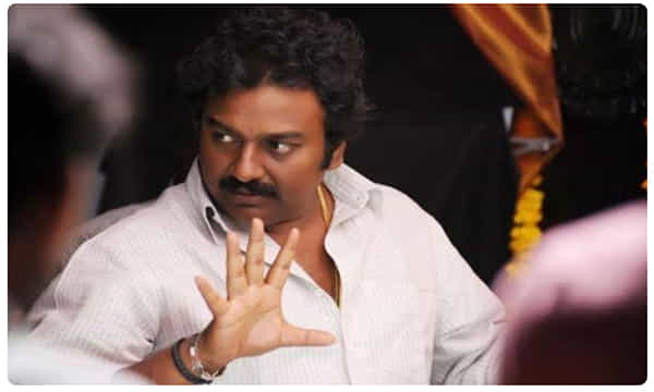 మాస్ డైరెక్టర్కు హీరో కావాలి..!