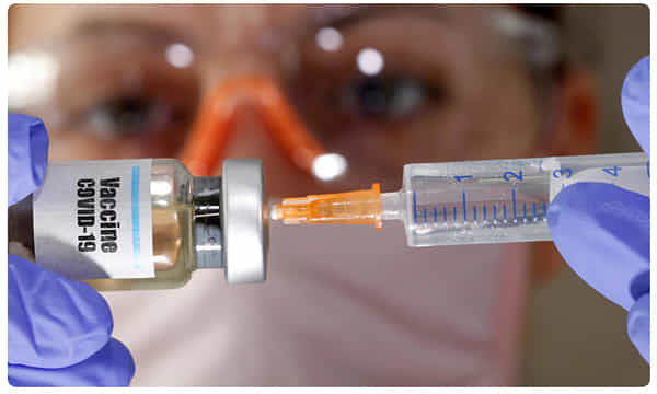 COVID-19 vaccine: వైద్య సిబ్బంది నిర్వాకం.. యువతికి ఒకేసారి ఆరు డోసుల టీకా.. ఆ తర్వాత ఏమైందంటే?