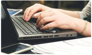 తిరుమలలో అర్చకులకు కరోనా.. టీటీడీ ఛైర్మన్ అత్యవసర భేటీ..