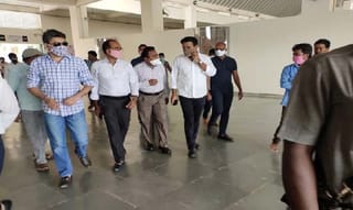 మెరుపు.. ఆకాశం నుంచి ఇలా ఉంటుంది..