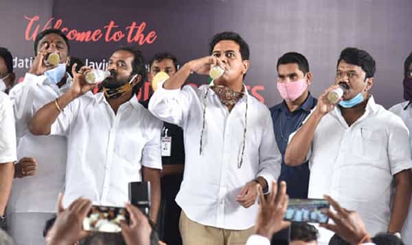 కల్లుగీత కార్మికుల ఆస్తిత్వానికి నీరా కేఫ్ ప్రతీక