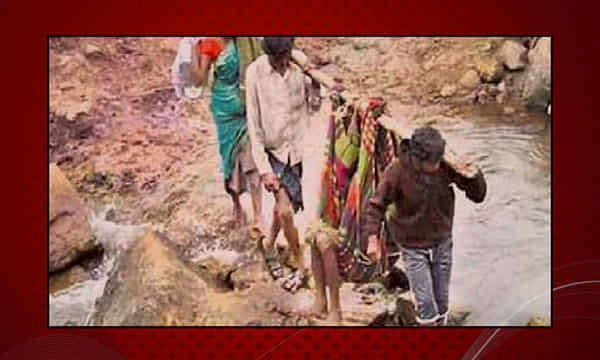 ఏజన్సీ ప్రాంత అడవిబిడ్డల పురిటి కష్టాలు