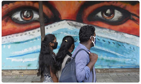 ఎమ్మెల్యే వినూత్న ఆఫర్: చైనా యాప్లు డిలీట్ చేస్తే మాస్కులు ఫ్రీ..