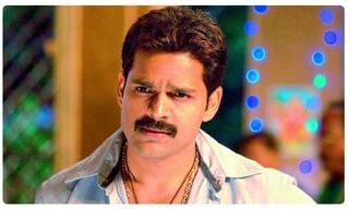 ప్రజలు దేవుడితో పాటు జగన్‌ ఫొటోను కూడా పెట్టుకుంటారు