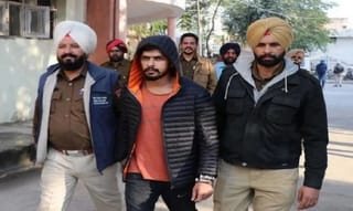 బీఎస్ఎఫ్ రైడ్స్.. భారీగా నార్కోటిక్ డ్రగ్స్‌ స్వాధీనం..