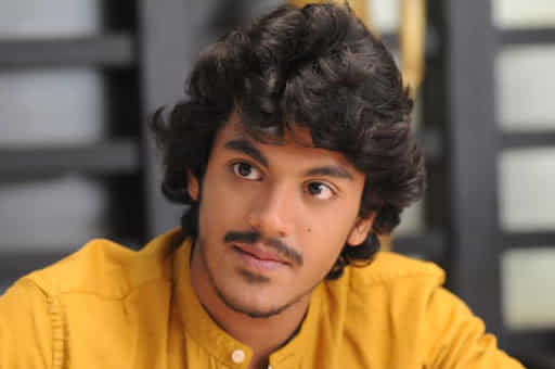 సెకండ్ సినిమాపై శ్రీహరి తనయుడు ఫోకస్...