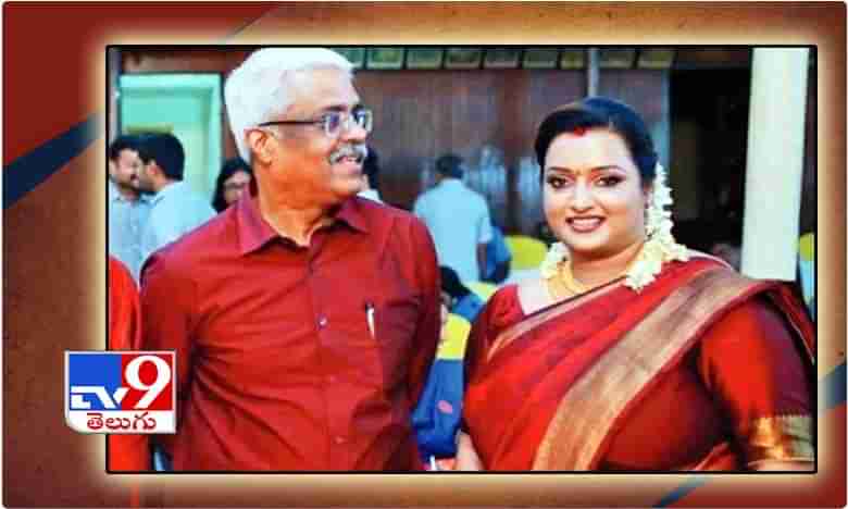 గోల్డ్ స్మగ్లింగ్ కేసు, మూడు సార్లు గల్ఫ్ దేశాలకు వెళ్లిన నిందితులు