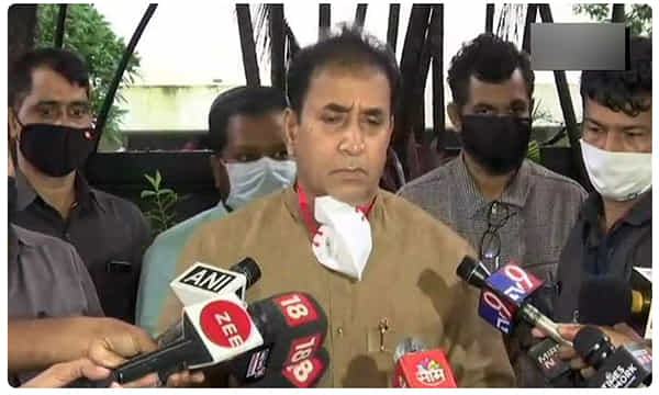 మోదీ బయోపిక్ చిత్రనిర్మాత సందీప్ సింగ్ కేసులో దర్యాప్తు: అనిల్ దేశ్ముఖ్