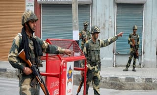 శానిటైజర్ కెంపెనీలపై సిట్ దాడులు