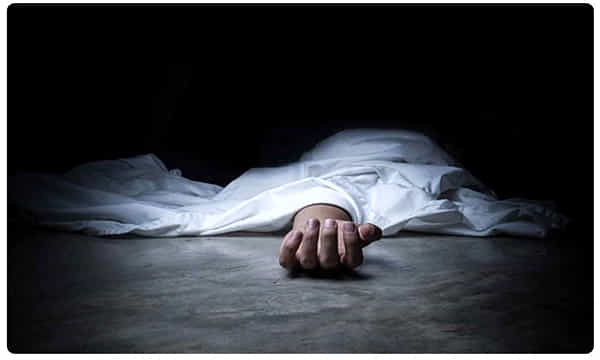 Crime News: మృత్యుపాశంగా మారిన డోర్ కర్టన్.. గొంతుకు బిగుసుకొని బాలుడు మృతి..