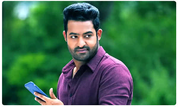 ఎన్టీఆర్ ఫ్యాన్స్కి గుడ్న్యూస్.. దసరాకు టీజర్..!