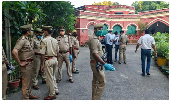 తల్లి.. సోదరుడ్ని చంపేసిన బాలిక