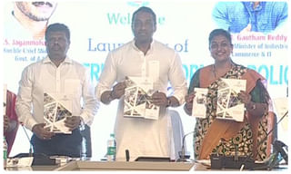 ఆరు జిల్లాల్లో రెడ్ అల‌ర్ట్‌.. ఇడుక్కిలో 48కి చేరిన మృతులు!