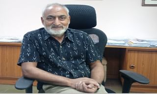 అధిక ఫీజులు వసూలు.. మూడు కార్పొరేట్‌ ఆసుపత్రులకు కోవిడ్‌ సేవలు కట్‌