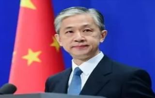 శానిటైజర్ కెంపెనీలపై సిట్ దాడులు