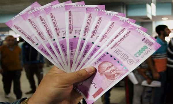 Fake Currency: రంగురాళ్ల చోరీ కేసులో ఊహించని ట్విస్ట్.. జ్యోతిష్యుడి ఇంట్లోనే రూ.18 కోట్ల నకిలీ నోట్లు స్వాధీనం..