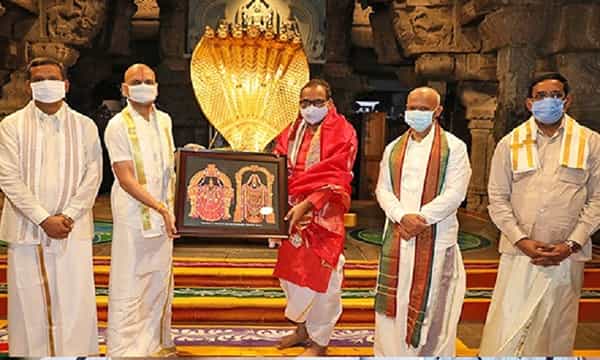 శ్రీవారిని దర్శించుకున్న హైకోర్టు ప్రధాన న్యాయమూర్తి
