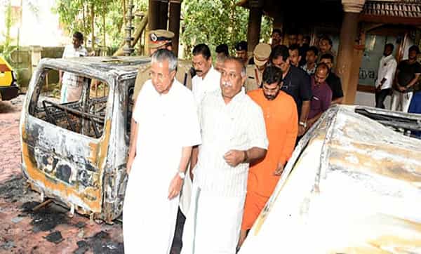 కేరళ సచివాలయం అగ్నిప్రమాదం కేసు దర్యాప్తు తూ తూ మంత్రమేనా?