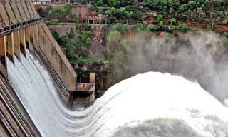 హుస్సేన్‌సాగర్‌ నాలాకు వరద పోటు