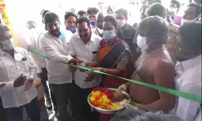 తుళ్లూరులో ప్రారంభమైన వైసీపీ నూతన కార్యాలయం